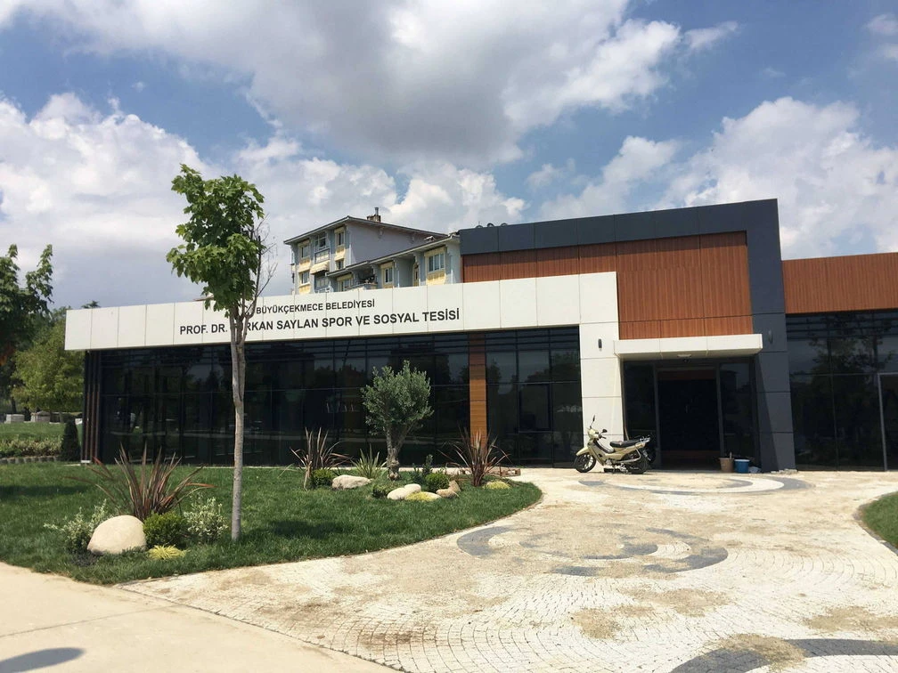 BÜYÜKÇEKMECE SOCIAL AND SPORTS FACILITIES