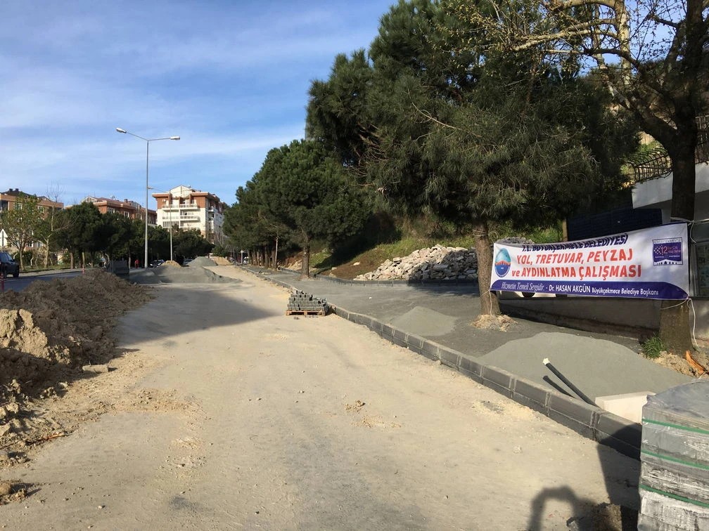 ROAD PAVING AND HARD LANDSCAPING WORKS WITHIN  BÜYÜKÇEKMECE TOWN