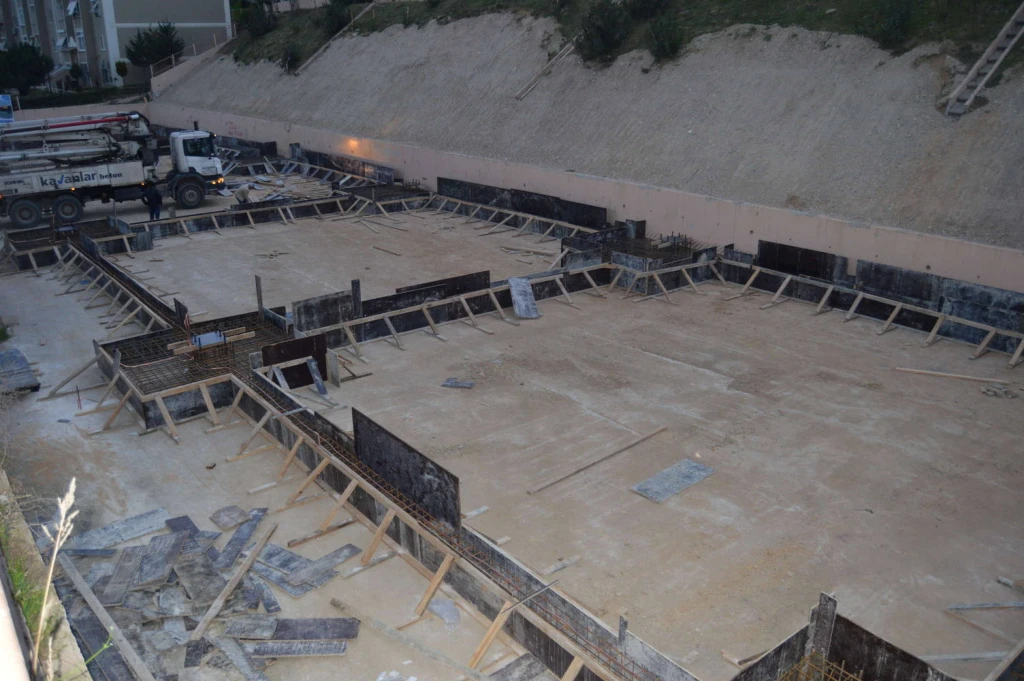 IZMIT MUNICIPALITY SOCIAL FACILITIES AND CANOPY CONSTRUCTION