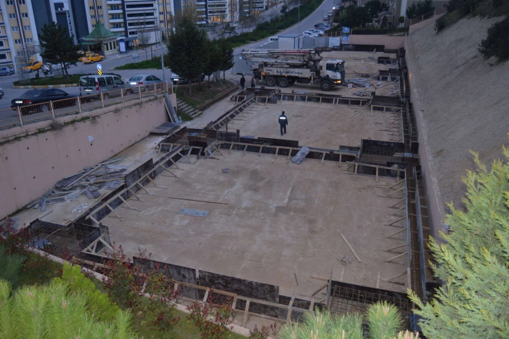 IZMIT MUNICIPALITY SOCIAL FACILITIES AND CANOPY CONSTRUCTION
