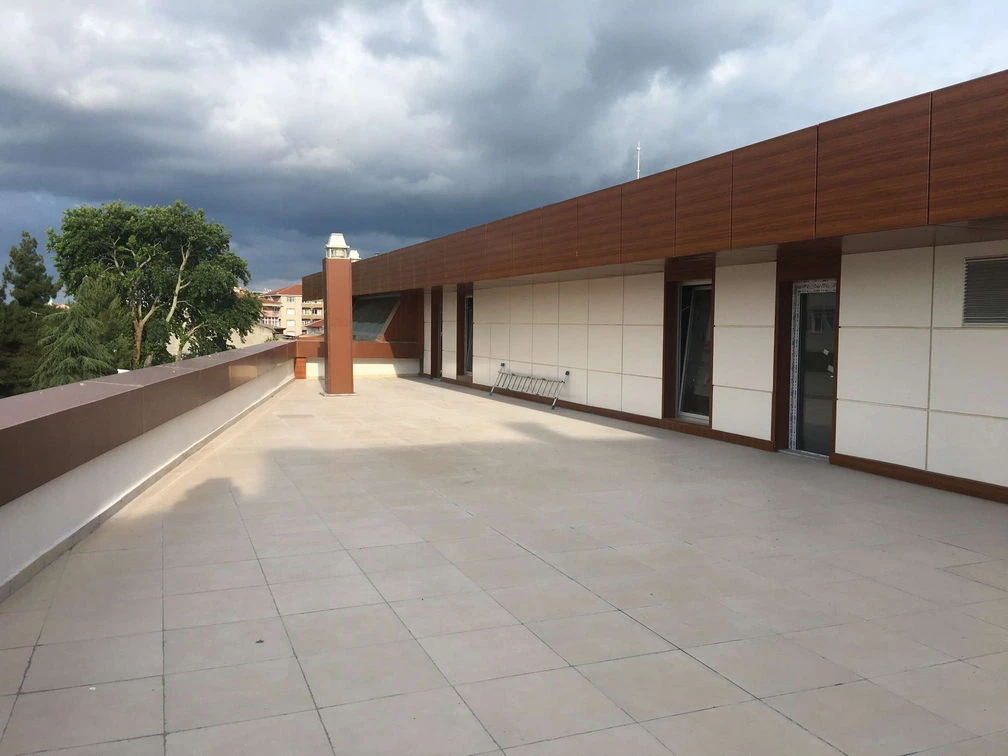 PAZARYERİ TRADE AND CULTURAL CENTER