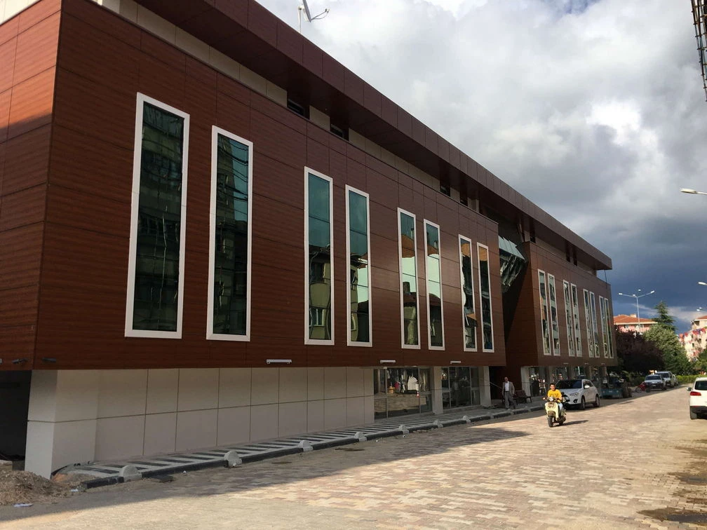 PAZARYERİ TRADE AND CULTURAL CENTER