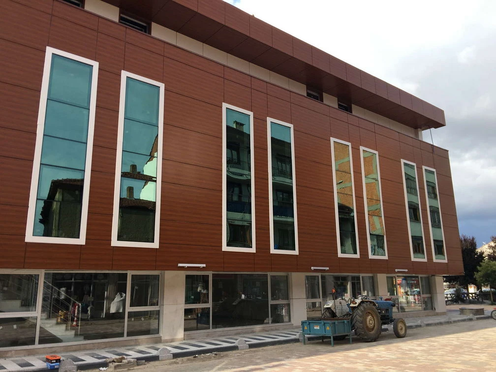 PAZARYERİ TRADE AND CULTURAL CENTER